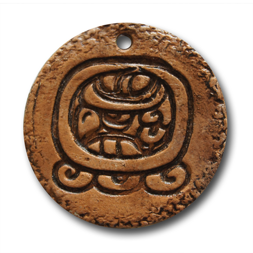 Maya glineni amulet OREL
